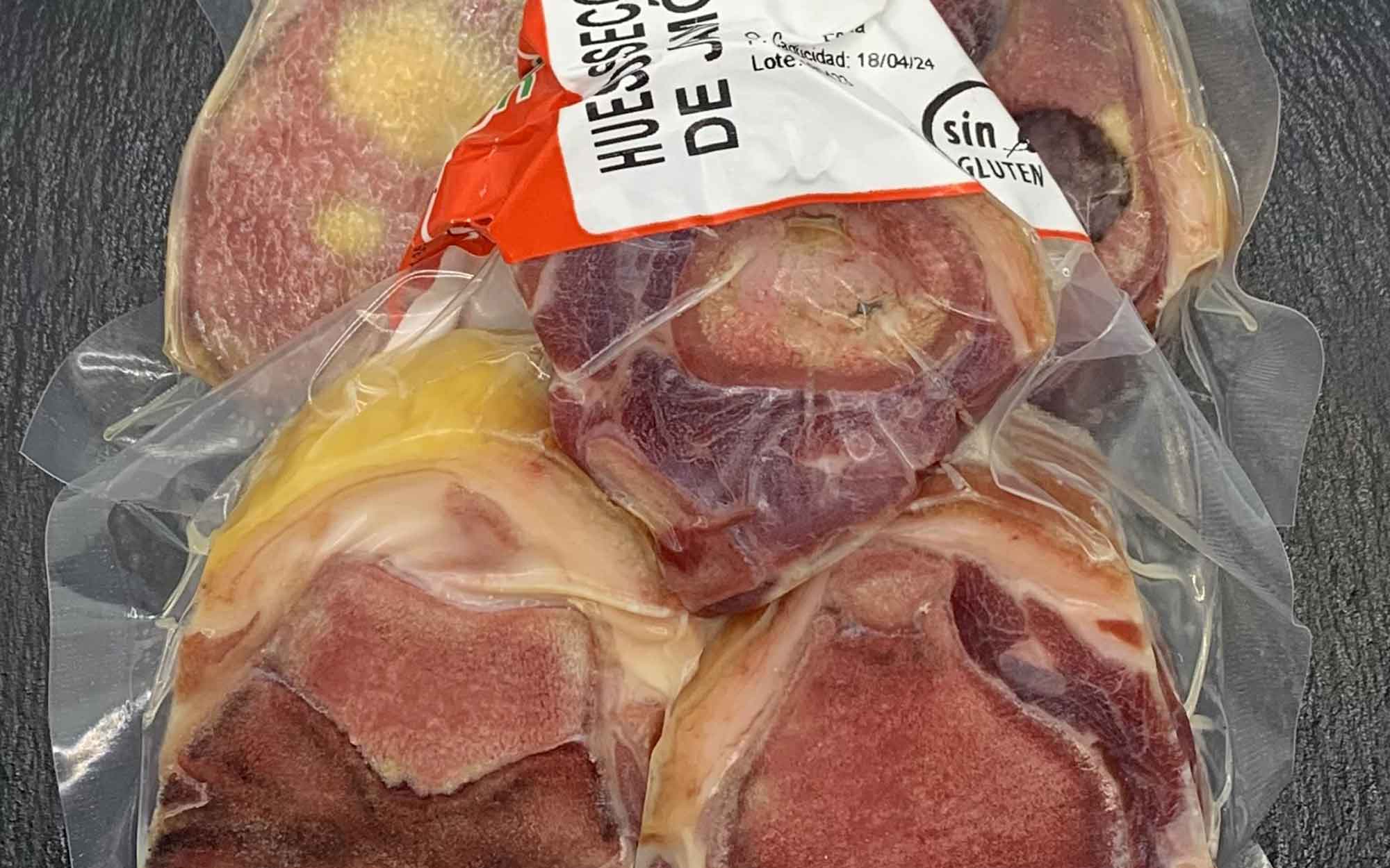 Huesos de jamón embutidos salvador